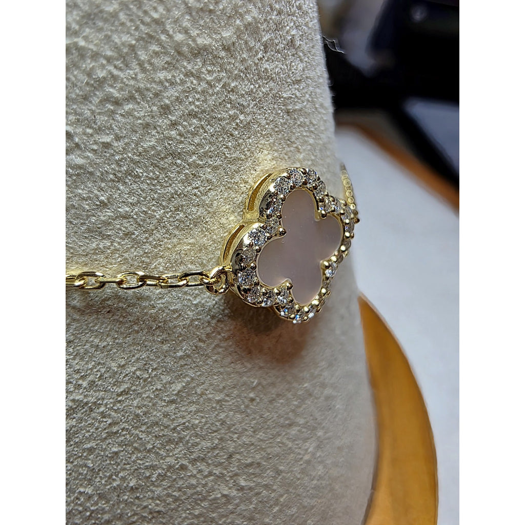 7-8" MOP 0.44ctw Moissanite Clover Gold Over 925 Sterling Silver Braclet