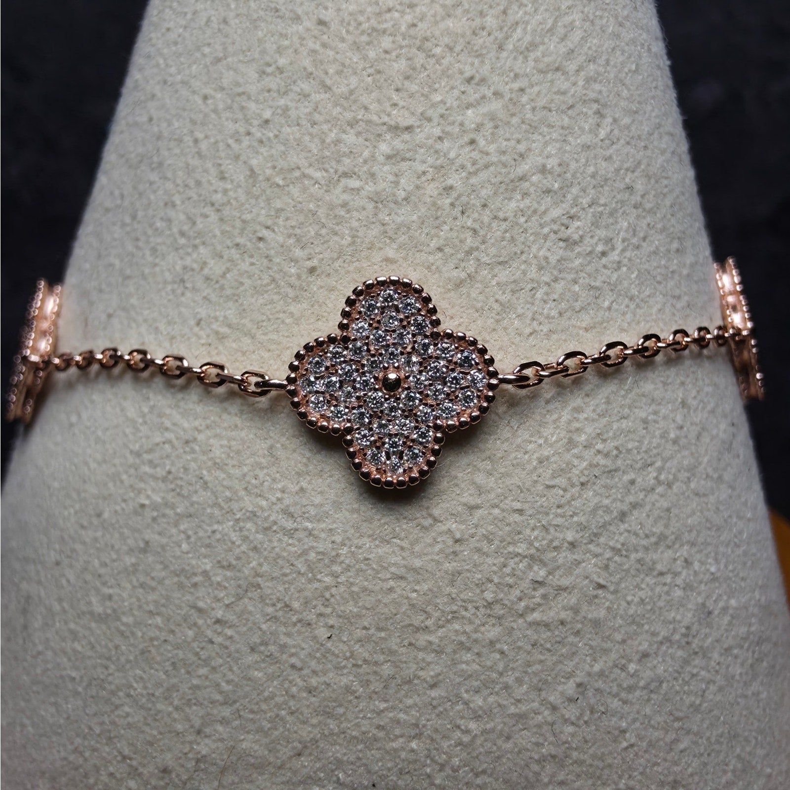 0.48ctw Moissanite Rose Gold 925 Silver Three-Motif Clover Station Bracelet