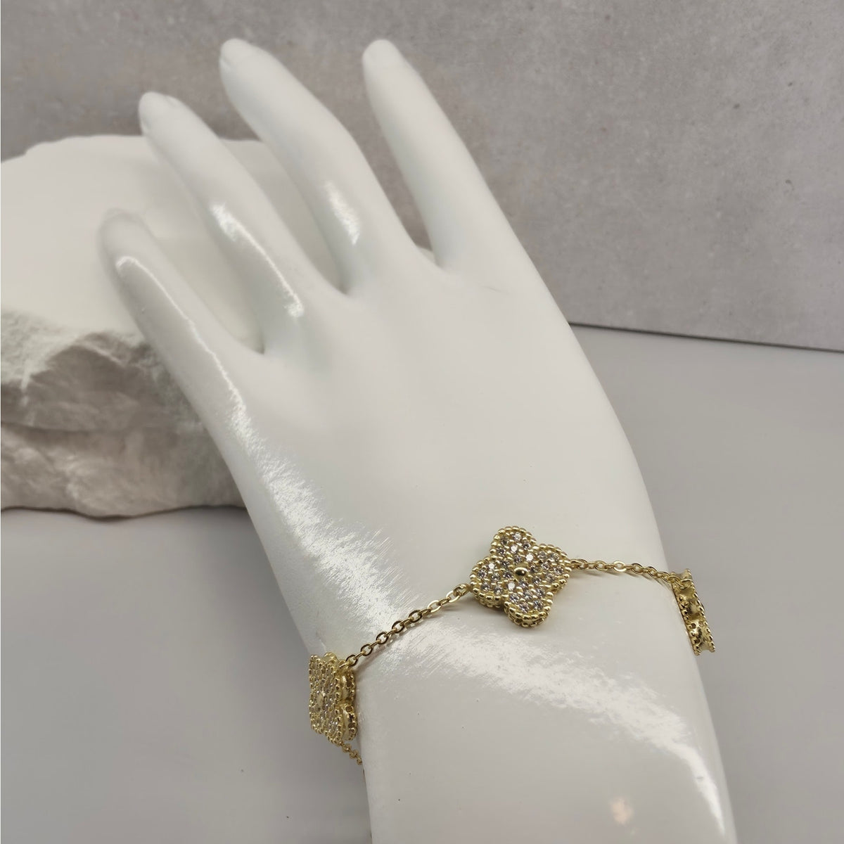7+1" 12mm Pave Large Five-Motif Clover Bracelet Gold Plated 925 Silver