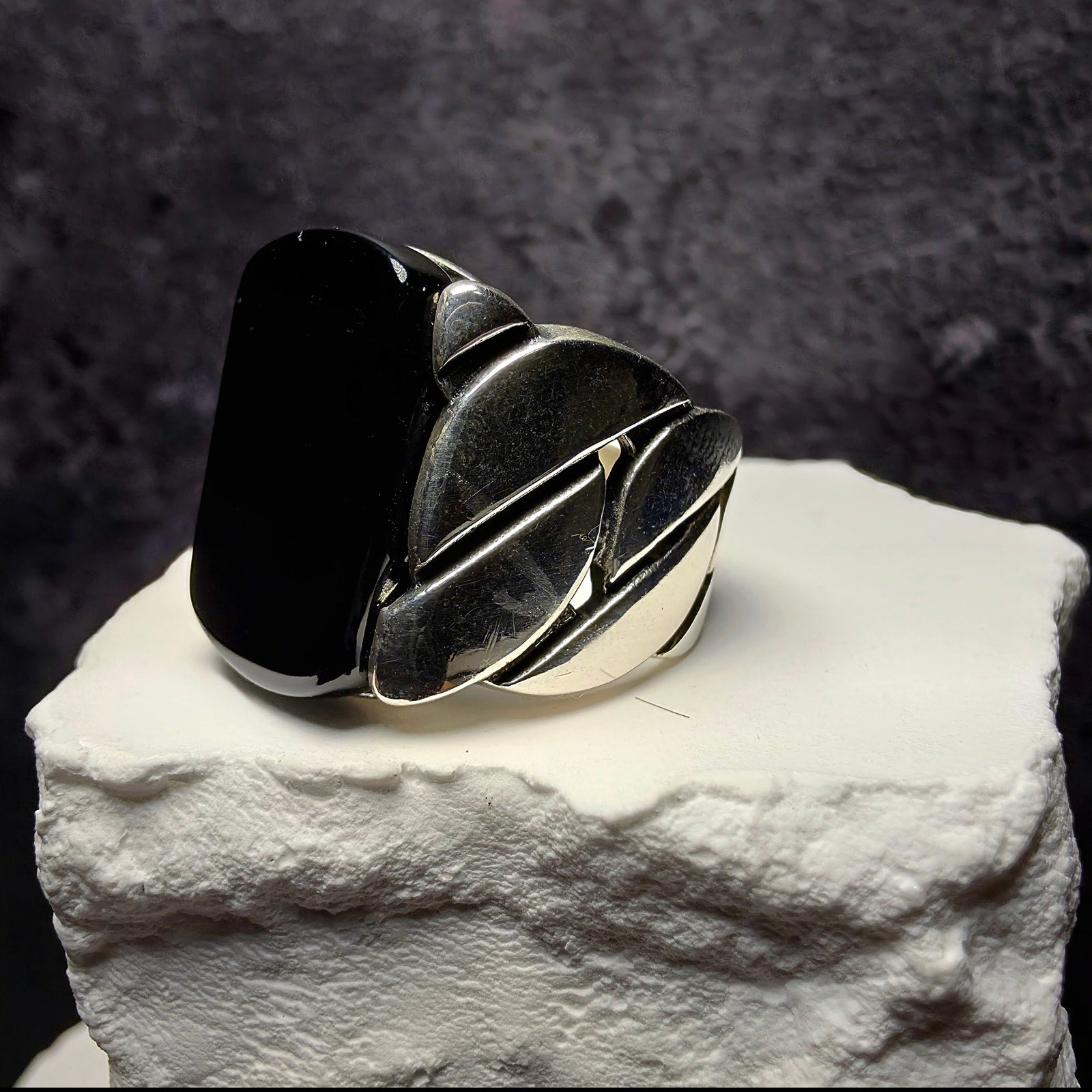 Solid 925 Sterling Silver Black Onyx Cuban Link Men's Ring - Size 8 (11.64g)