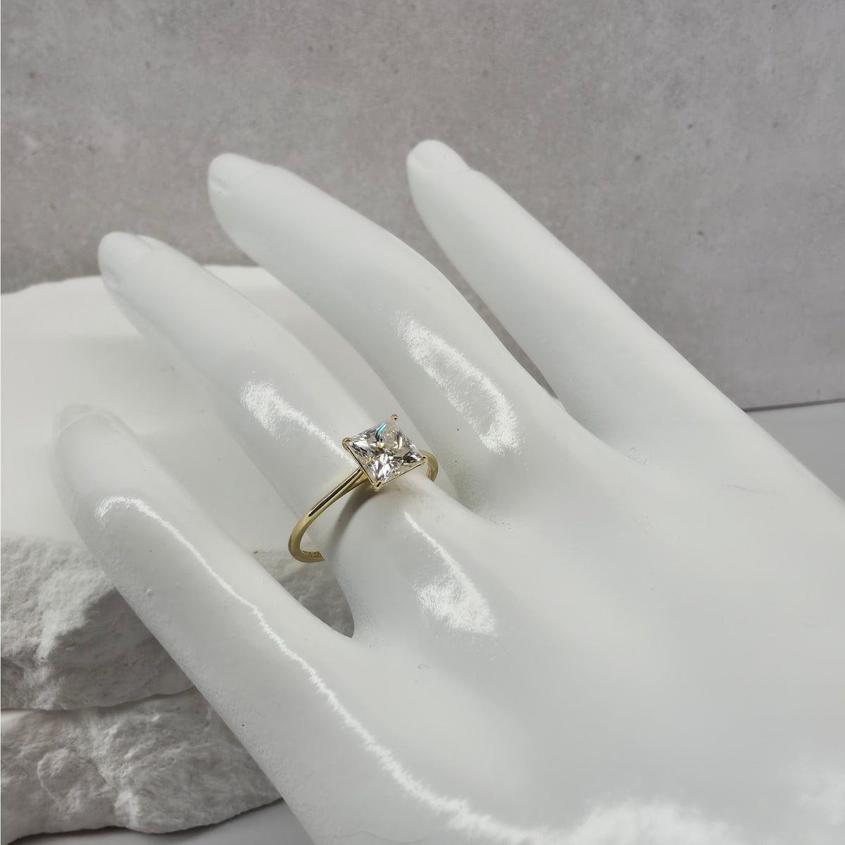 Size 7 1.2ct Princess Cut Moissanite Ring 14K Gold Plated 925 Silver GRA