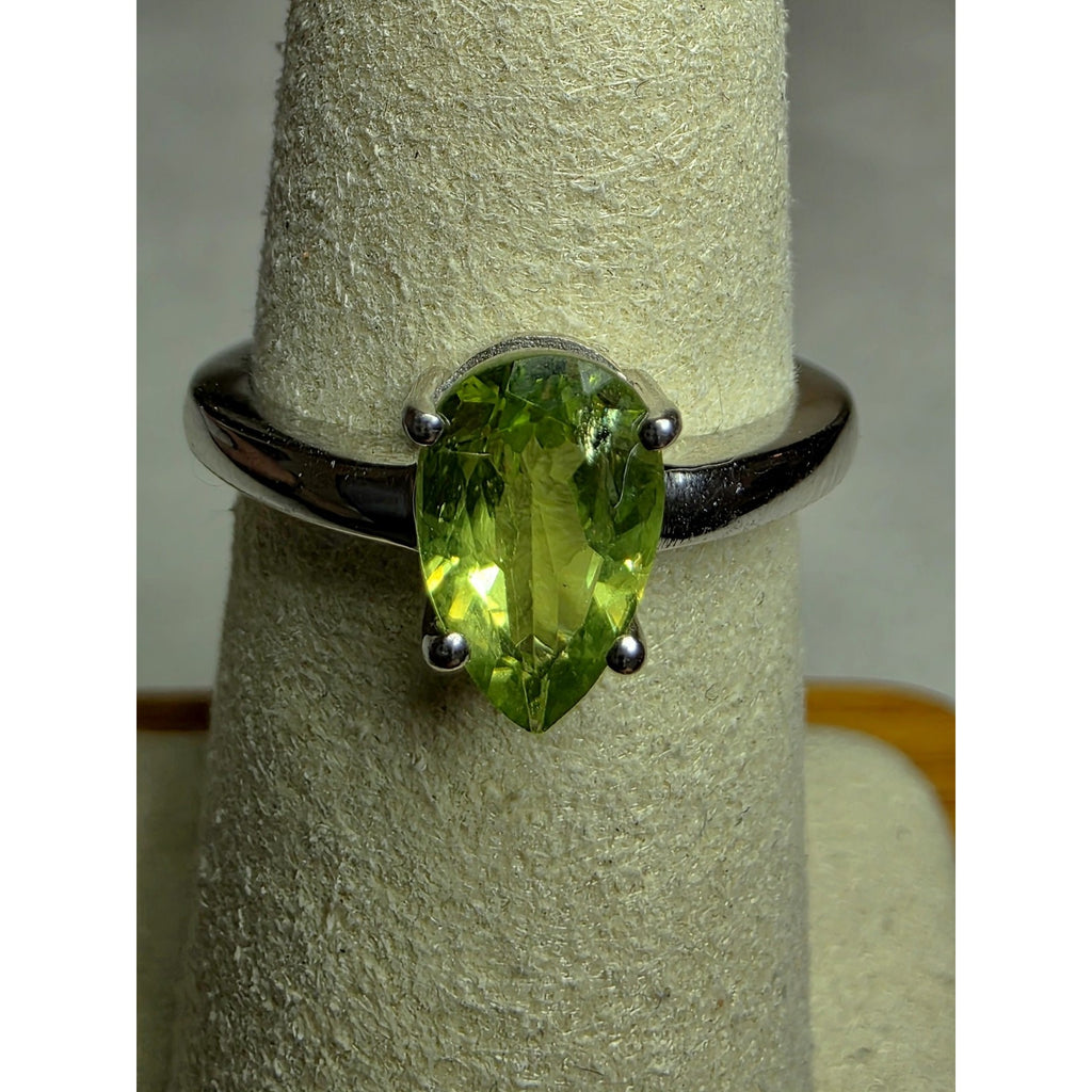 S6 Pear Natural Peridot Solitaire Ring Prong Set 925 Sterling Silver