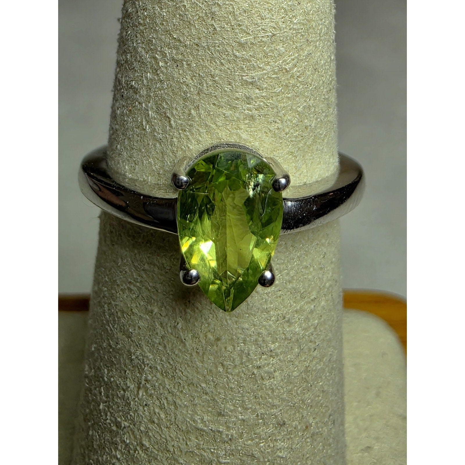 S6 Pear Natural Peridot Solitaire Ring Prong Set 925 Sterling Silver