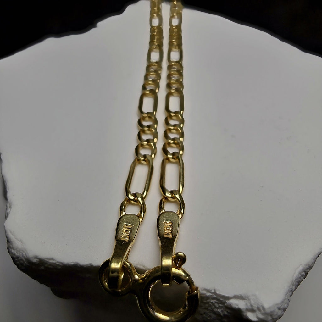10K Yellow Gold 2.5mm Figaro Bracelet - 6 Inch