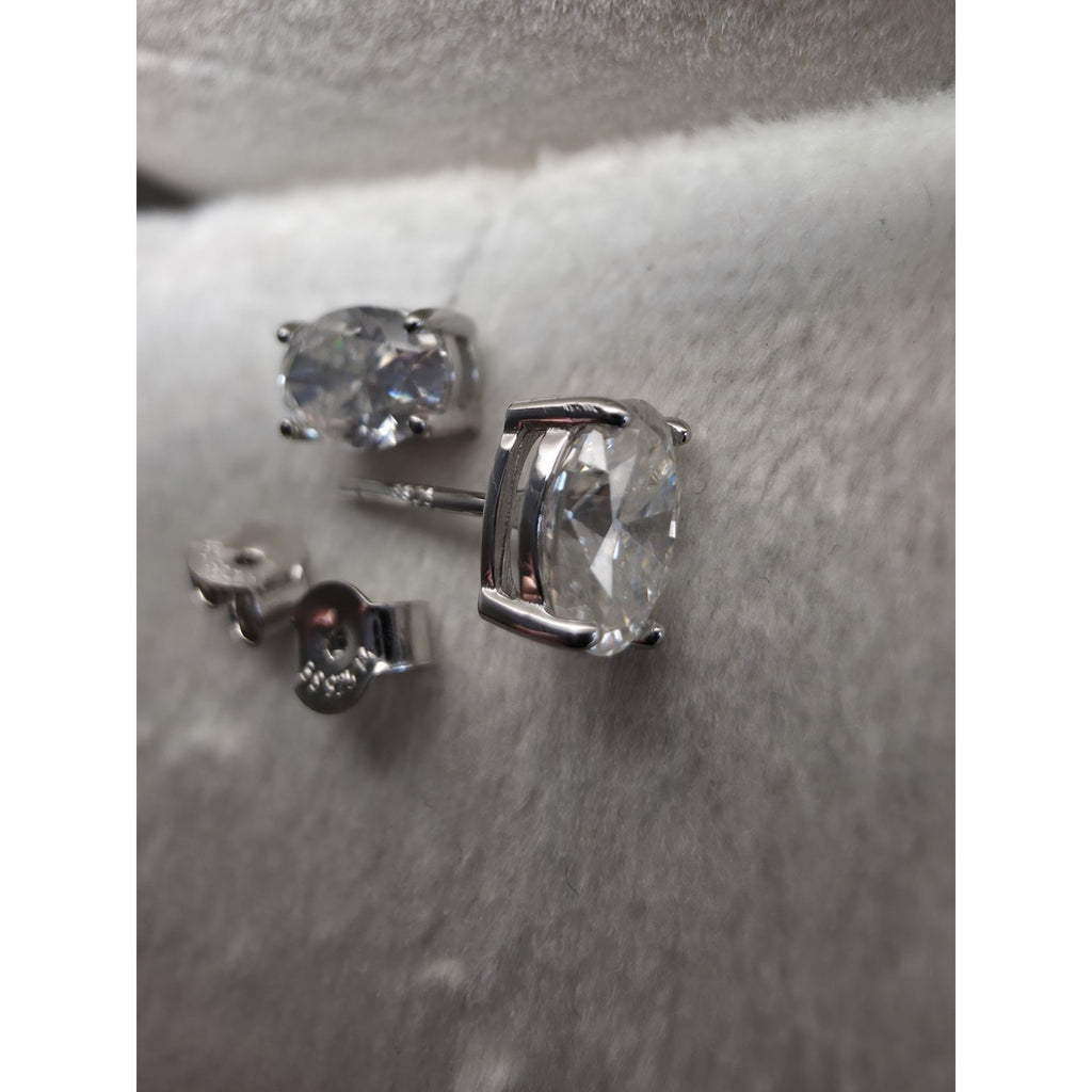 2.0CTW 7mm Oval Moissanite Stud Earrings Prong VVSD Color