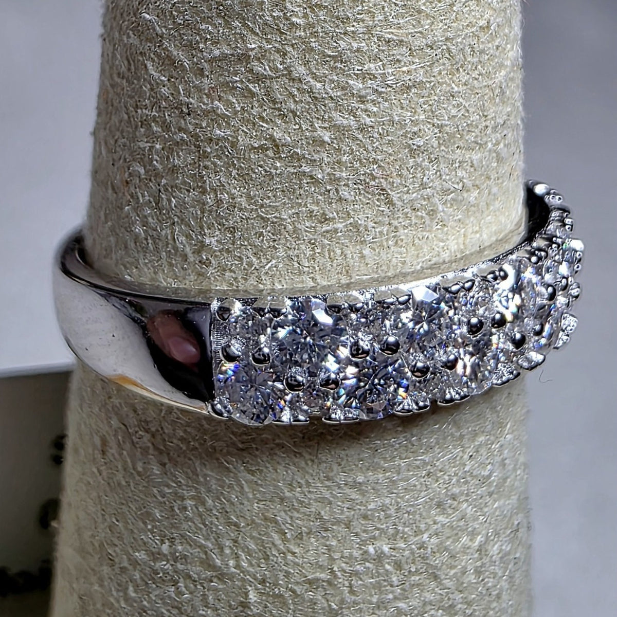 Size 6 0.90ctw Moissanite Two-Row Half Eternity Band 925 Sterling Silver Ring
