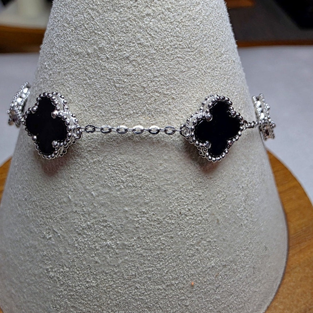 7+1" Black Onyx Station 5-Clover Bracelet Solid 925 Sterling Silver