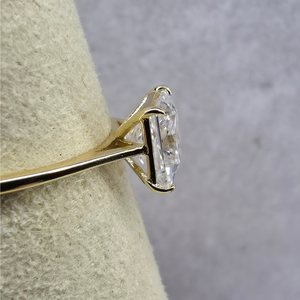 Size 7 1.2ct Princess Cut Moissanite Ring 14K Gold Plated 925 Silver GRA
