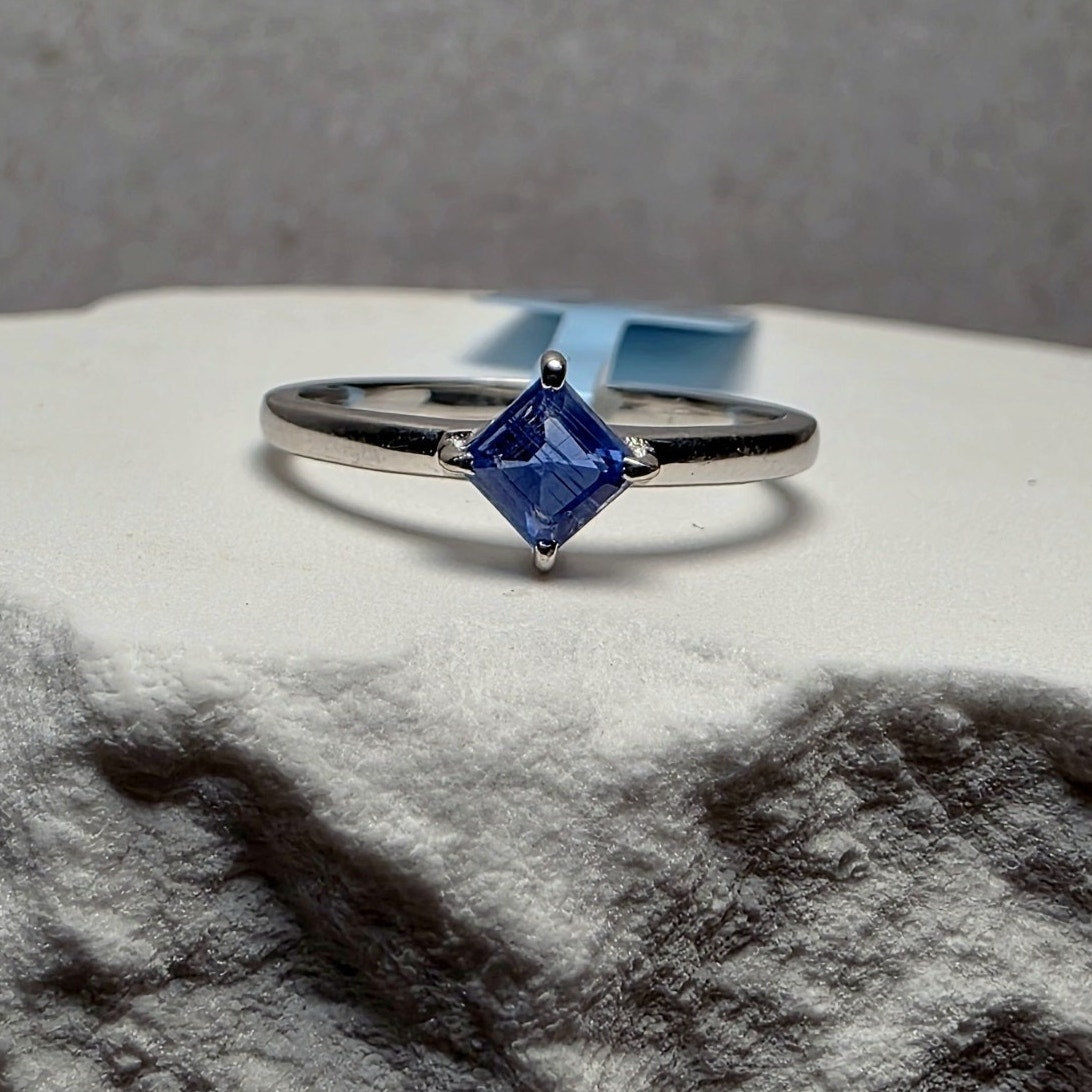 Size 6 Natural Kyanite Solitaire Ring Solid 925 Sterling Silver 2mm Band
