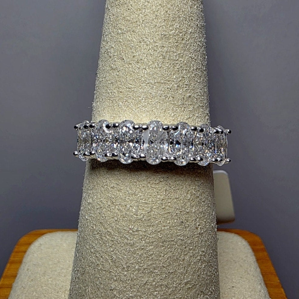 Size 7 2.16ctw Oval Moissanite Eternity Band 925 Sterling Silver