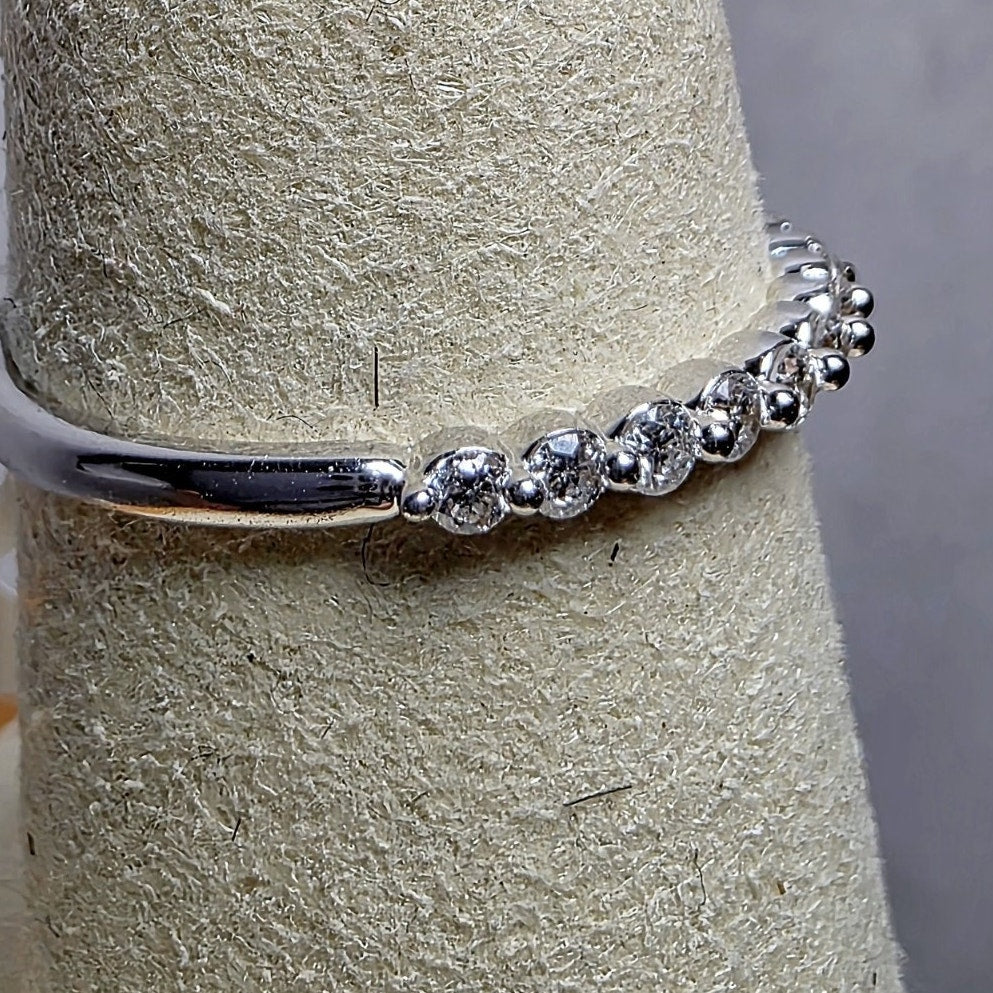 Size 7 Lab-Created Diamond 0.25ctw Half Eternity Band 925 Silver