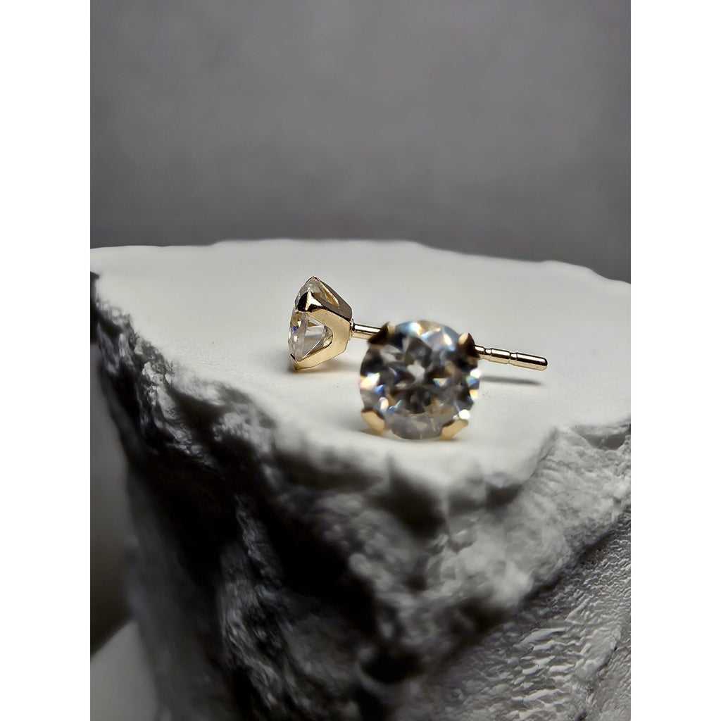 14k Solid Gold 4mm 0.47ct Moissanite Stud Earrings w/GRA Comfort back