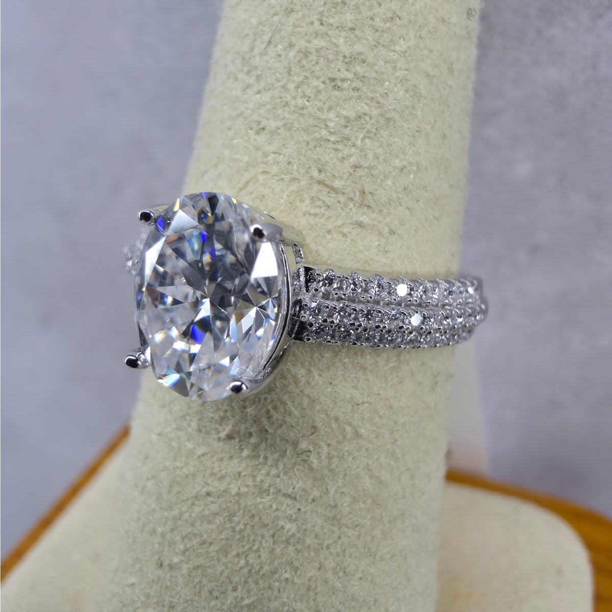 Size 7 2.28ctw Oval Moissanite Pave Engagement Ring 925 Sterling Silver VVS