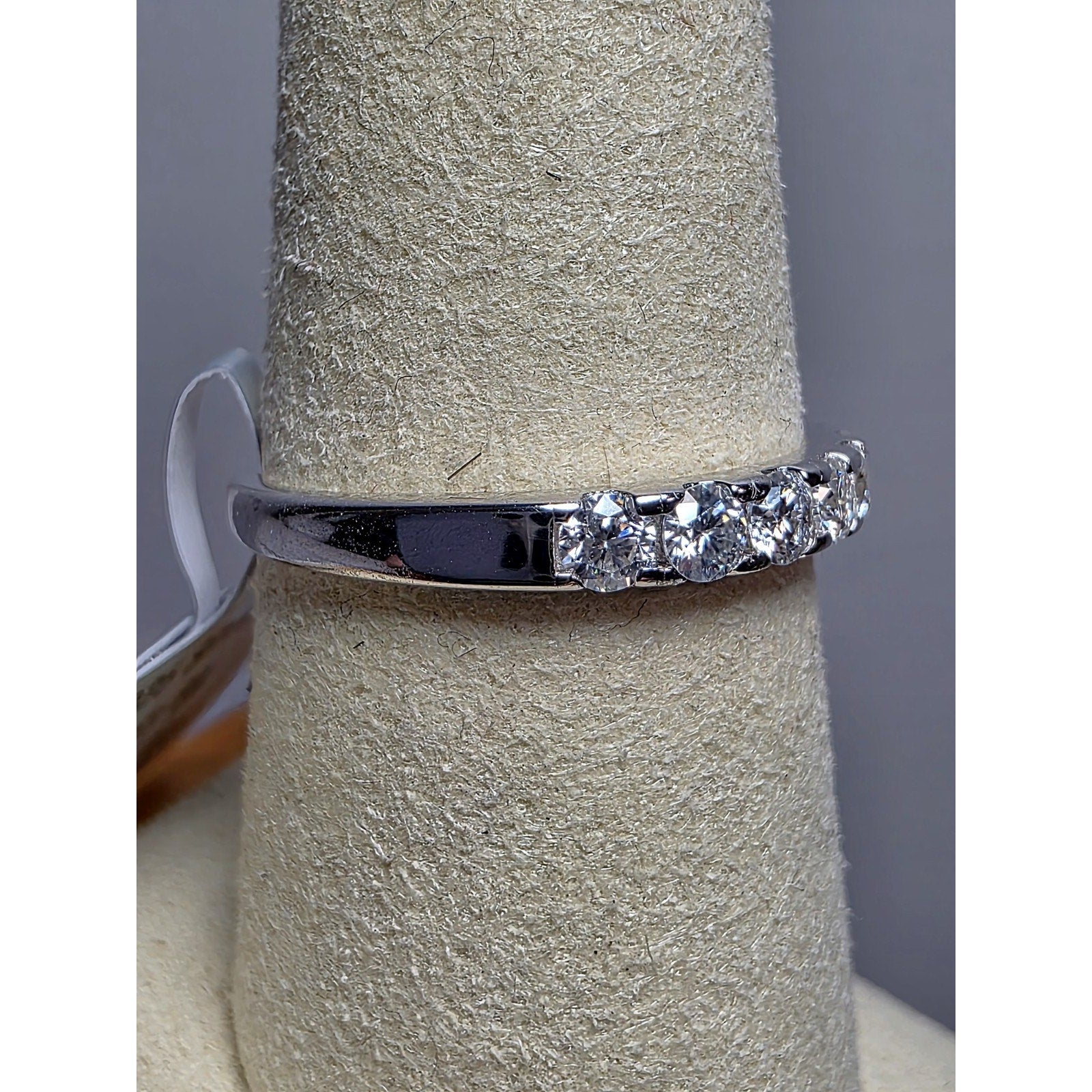 S8 0.96ctw Moissanite Eternity Band 925 Sterling Silver Solid Back