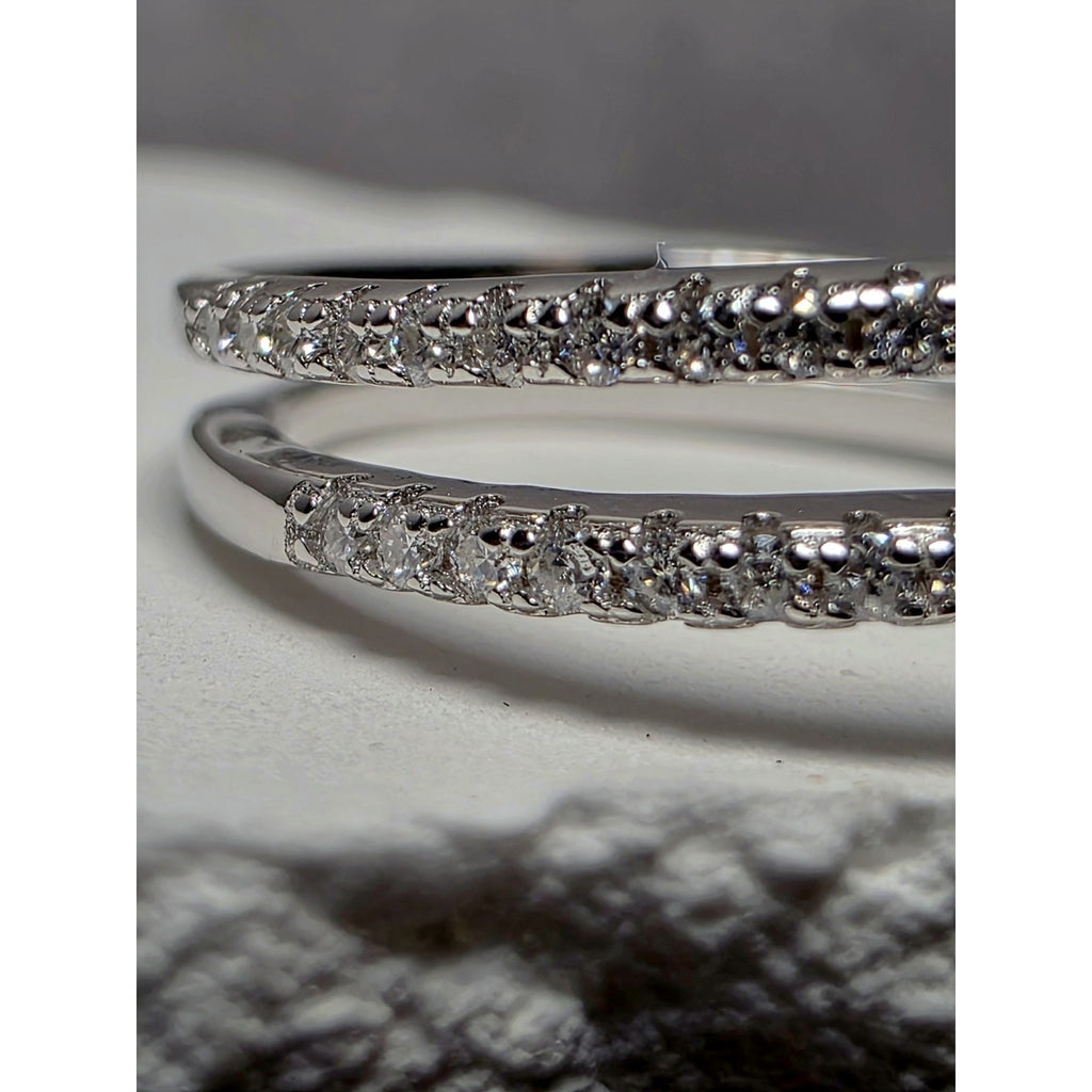 S6 0.23ctw Moissanite Spiral Half Eternity Band 925 Sterling Silver