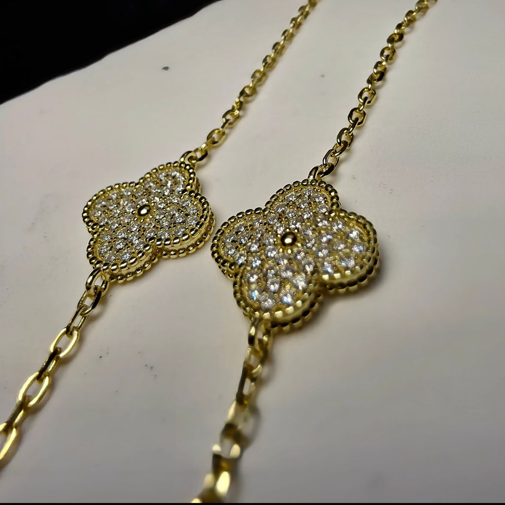 0.48CTW Moissanite Pavé Clover Station Bracelet Gold 925 Sterling Silver 7"+1"