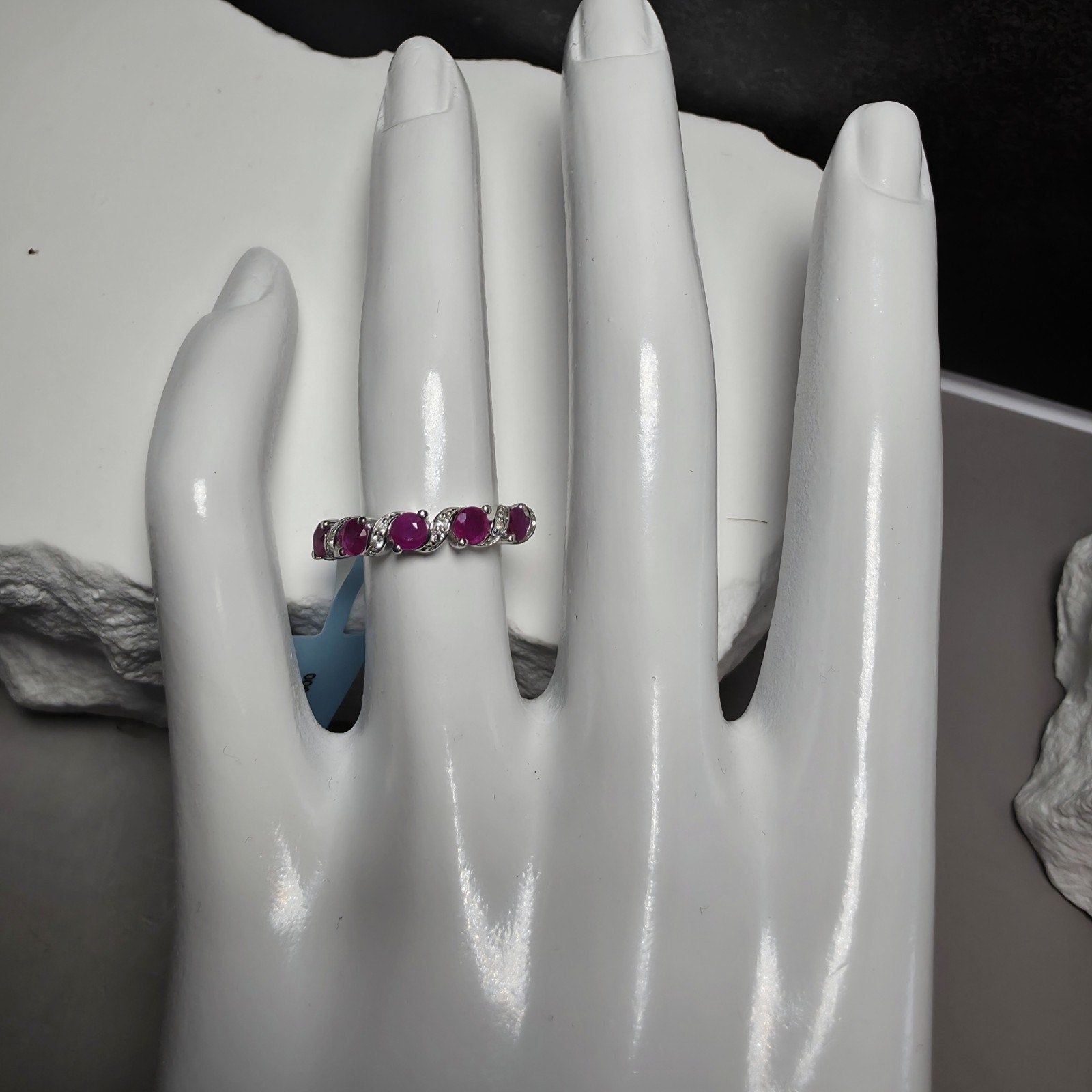 0 .69ctw Natural Ruby Ring 925 Sterling Silver Size 6 S Wave Accent Stones