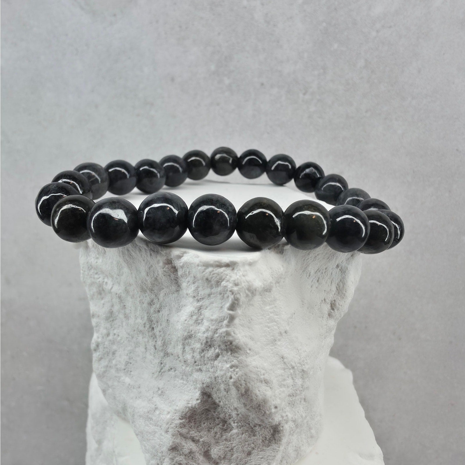 Grade A Natural Black Jade Beaded Stretch Bracelet – 8mm w/ Certificate (18.36g)