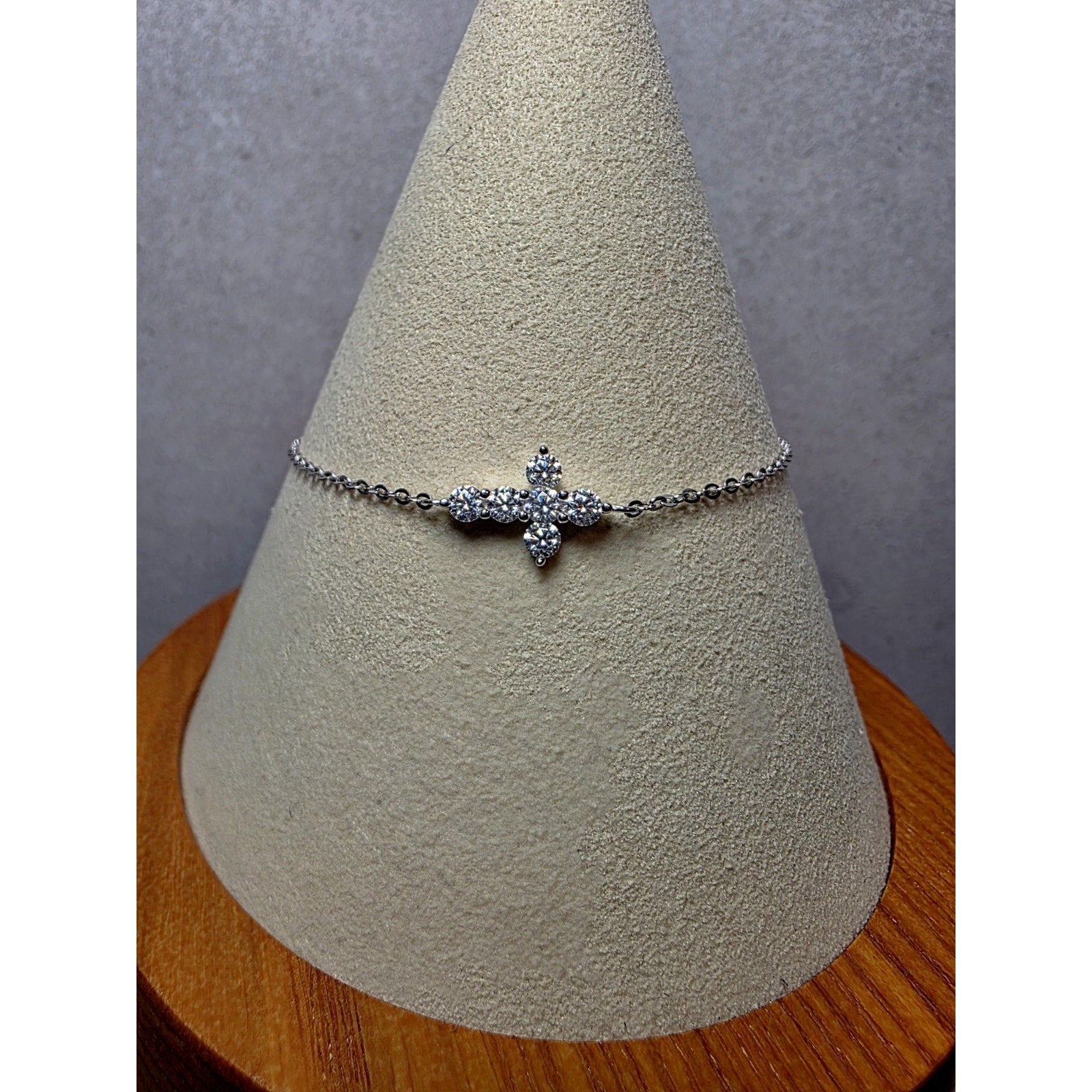 6.5-8.5" 2.5mm 0.06ctw VVSD Moissanite Cross Dainty Bracelet 925 Sterling Silver