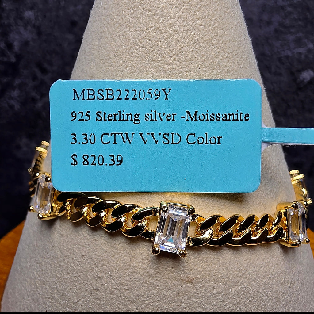 3.30 CTW Emerald-Cut VVS/D Moissanite Cuban Bracelet in Gold Over Silver (4.4mm, 7")