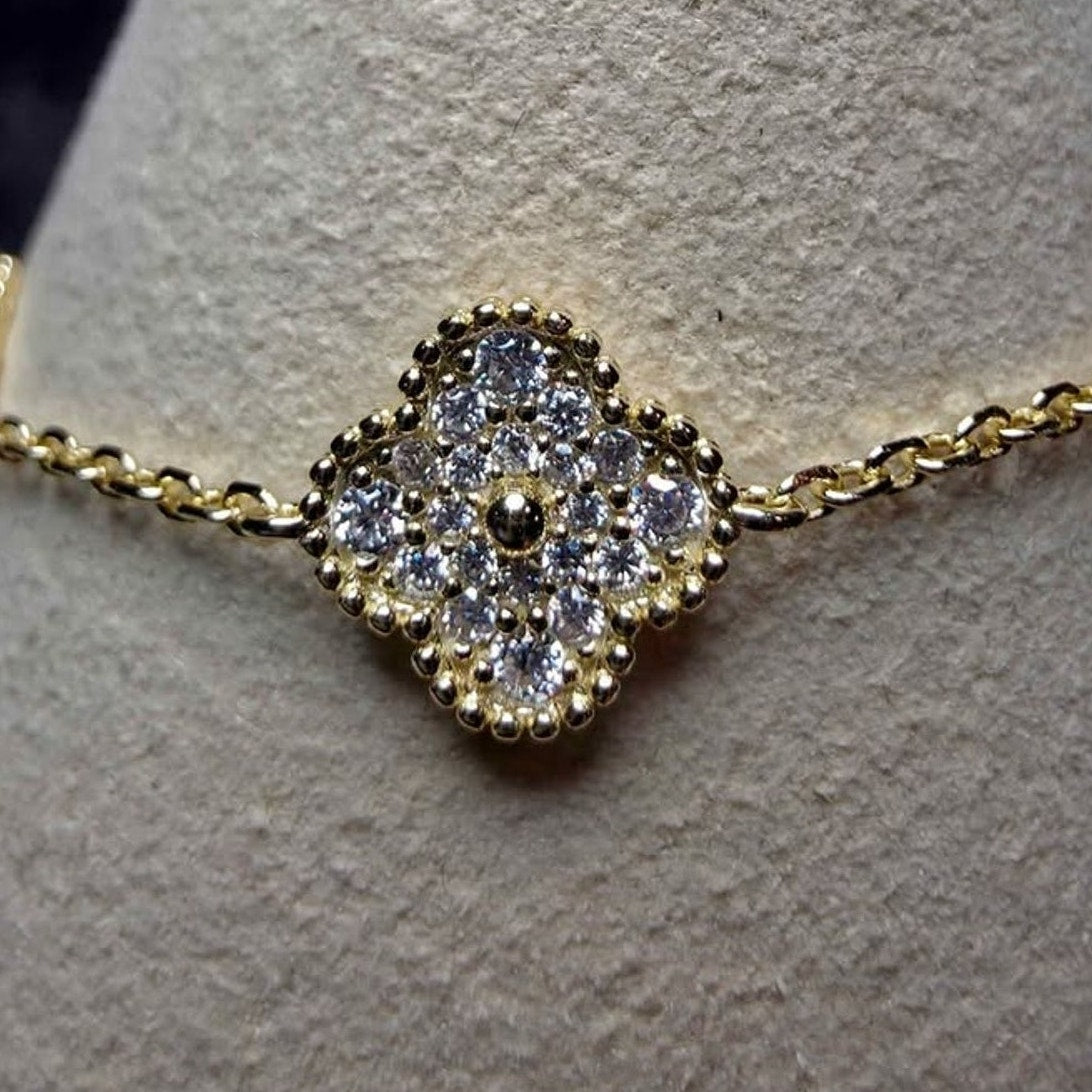 7-8" 0.42ctw Diamond-Cut Alternating Moissanite Clover 10mm Bracelet 925 Silver