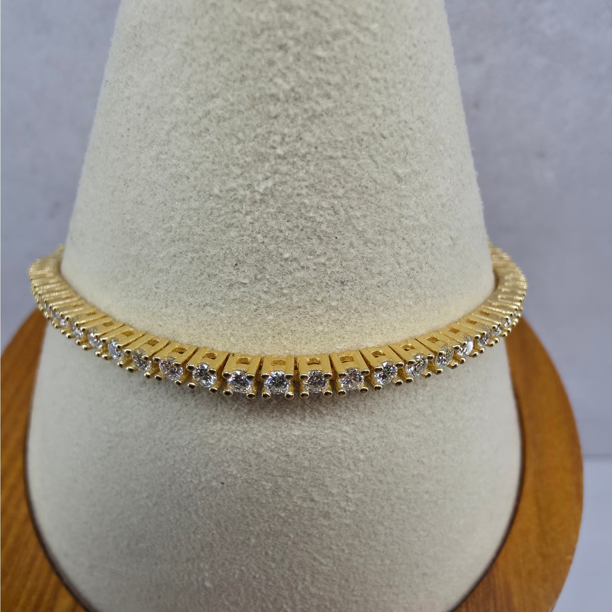 7" 2.5mm Moissanite Tennis Bracelet Gold Plated 925 Silver - GRA Certified