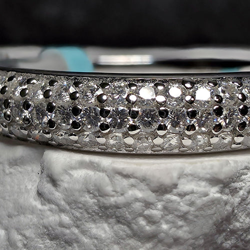 0.89 CTW Moissanite Pavé Band Ring in 925 Sterling Silver – Size 7