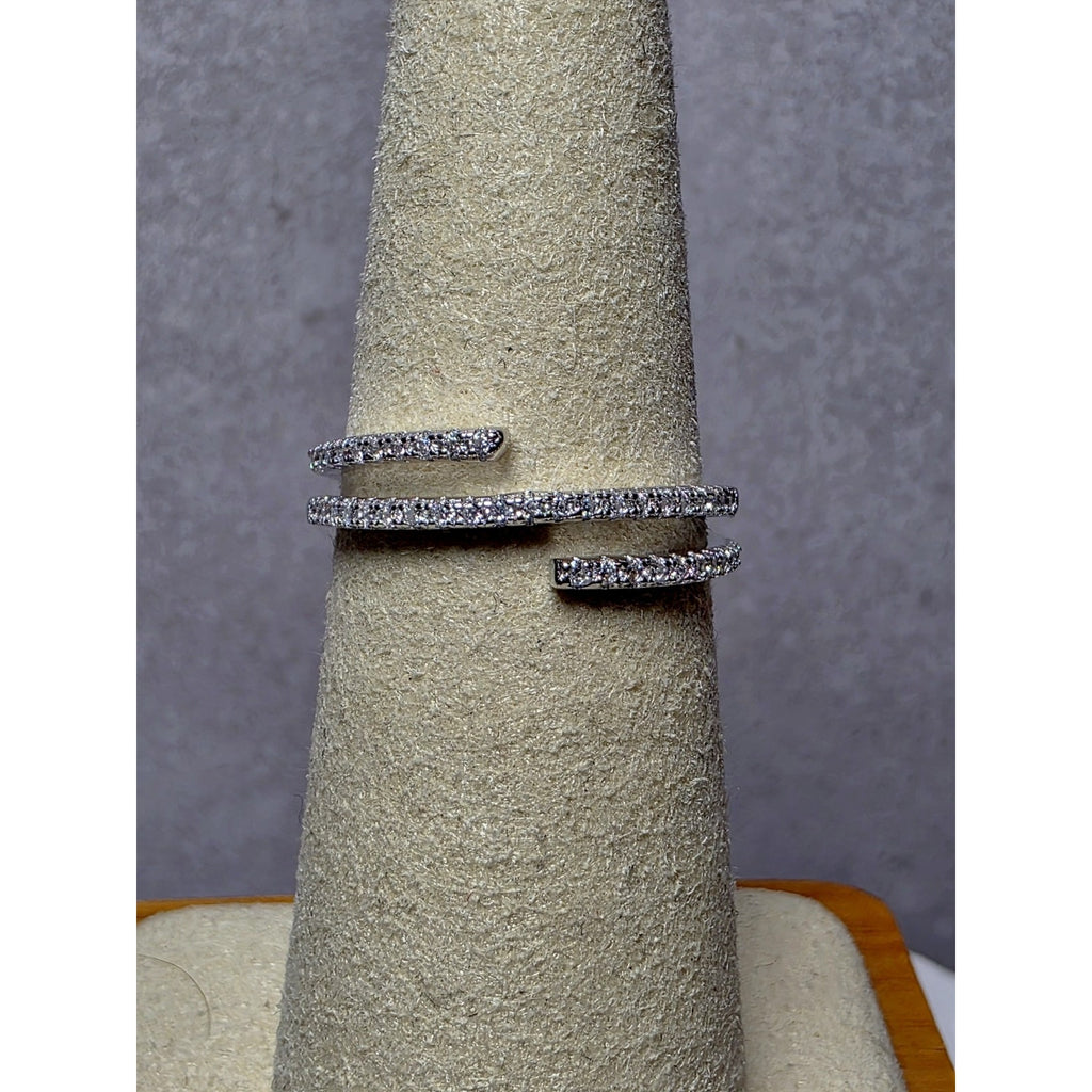 S6 0.23ctw Moissanite Spiral Half Eternity Band 925 Sterling Silver