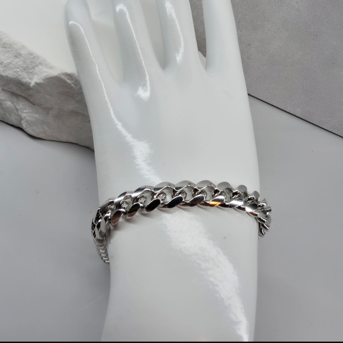 9" 8.3mm Monaco Cuban Link Bracelet Rhodium Finish 37.73g