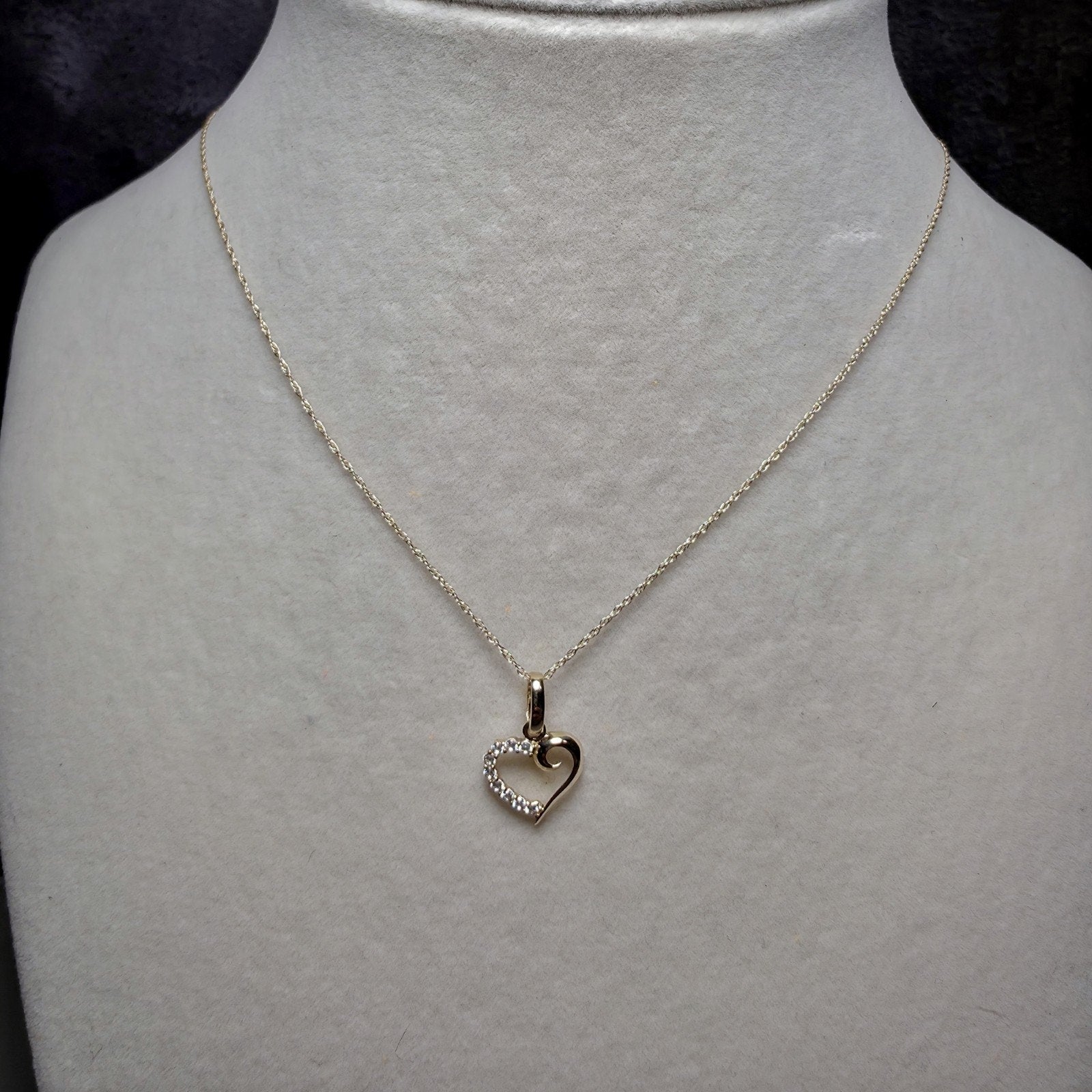 Solid 10K Yellow Gold Open Heart Pendant & 10k Singapore Necklace – 16 Inches