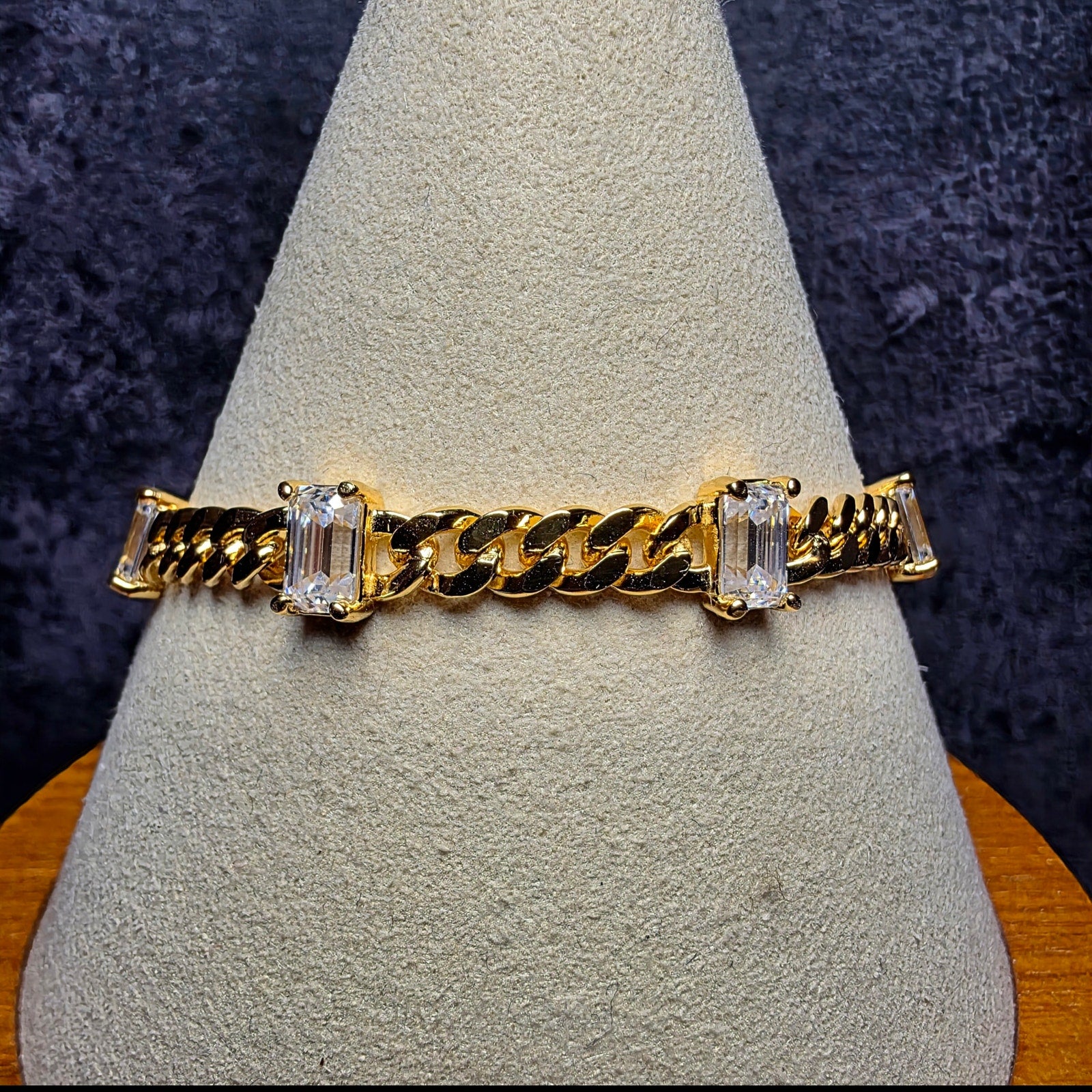 3.30 CTW Emerald-Cut VVS/D Moissanite Cuban Bracelet in Gold Over Silver (4.4mm, 7")