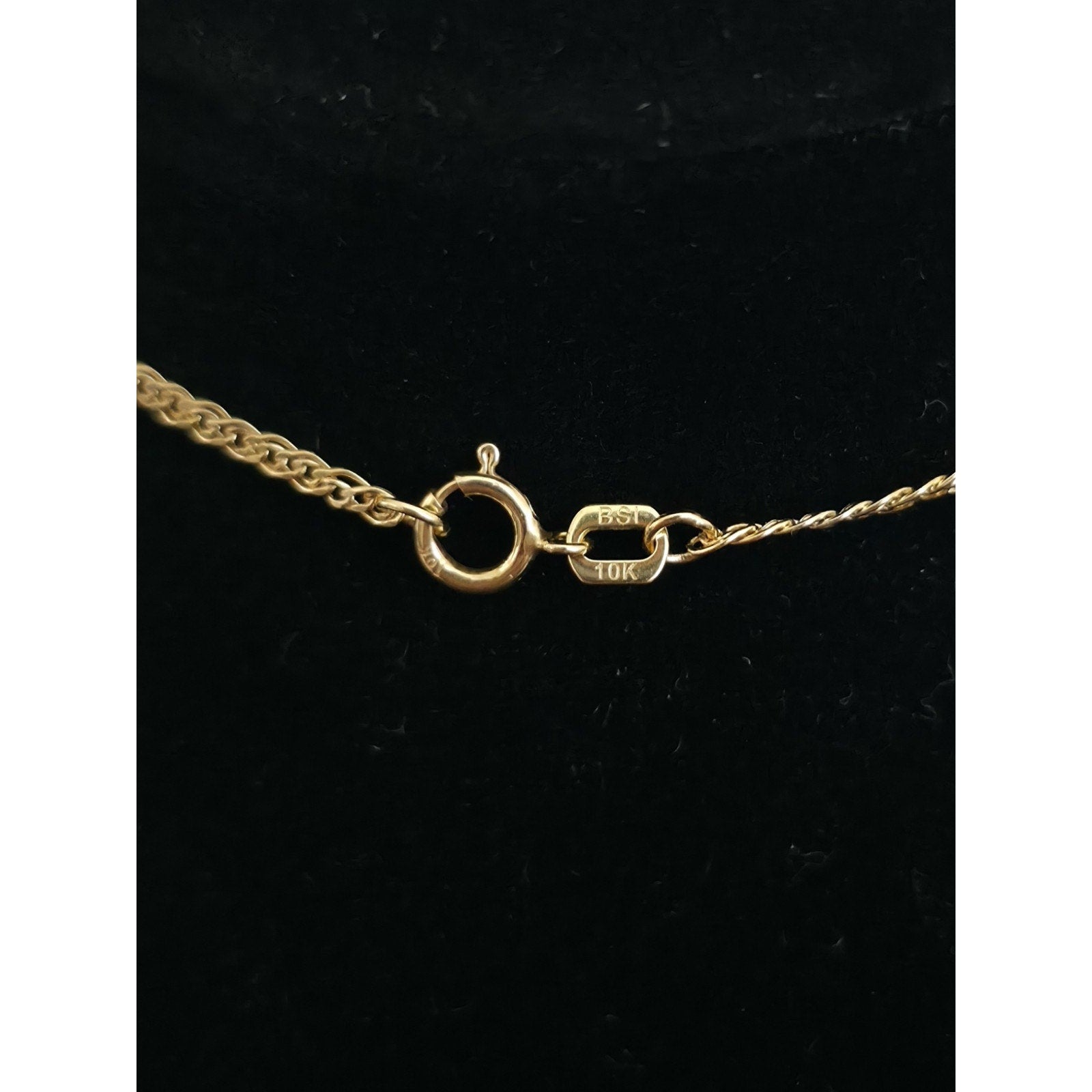 10k Gold 18" 1.9mm Double Rombo Dainty Necklace