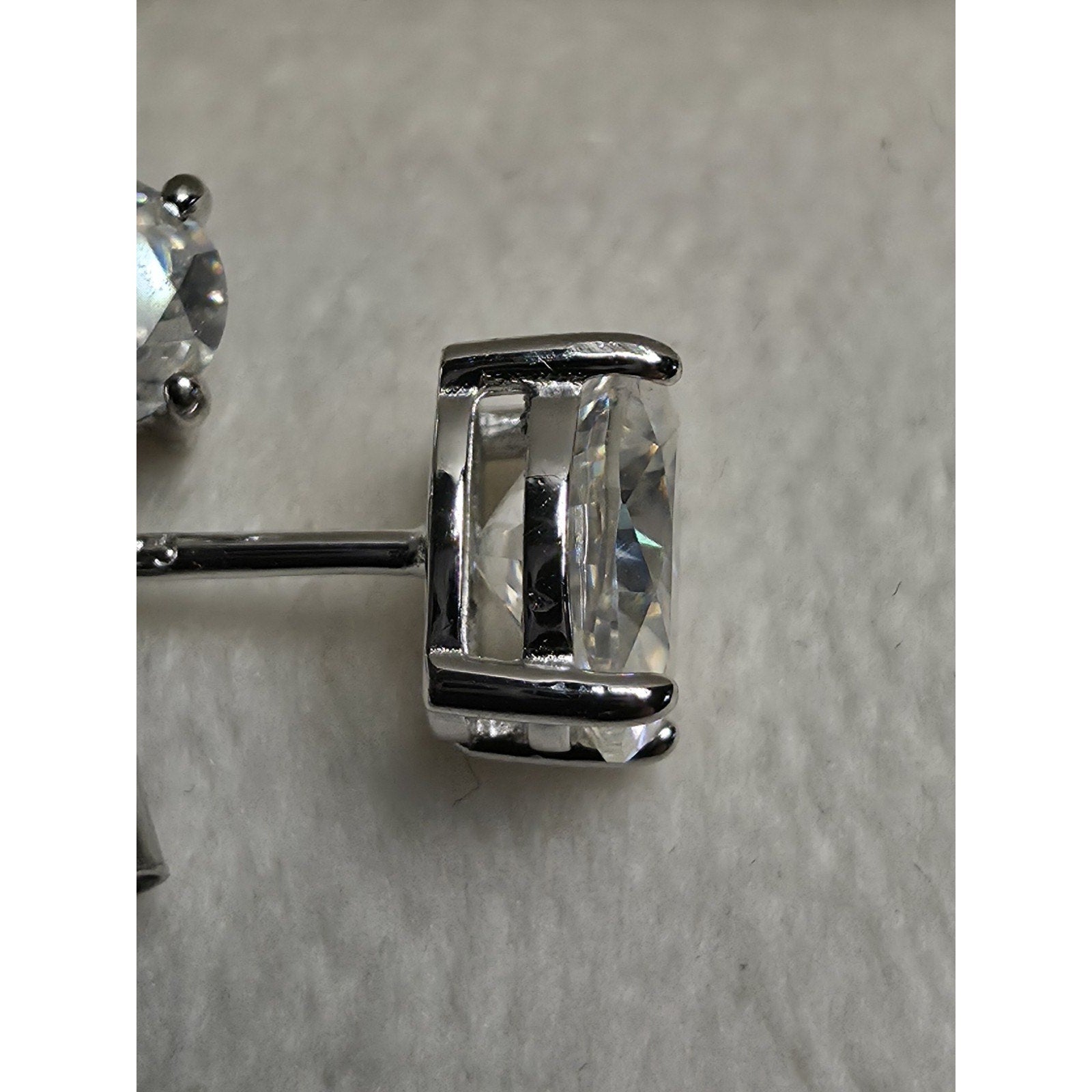 2.0CTW 7mm Oval Moissanite Stud Earrings Prong VVSD Color