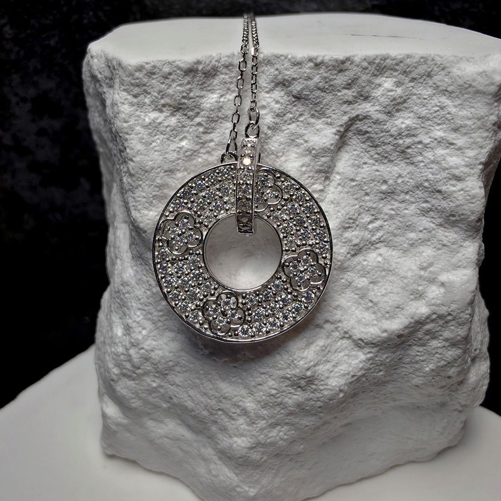 1.37 CTW Moissanite Clover Circle Pendant Necklace 18+1" 925 Silver