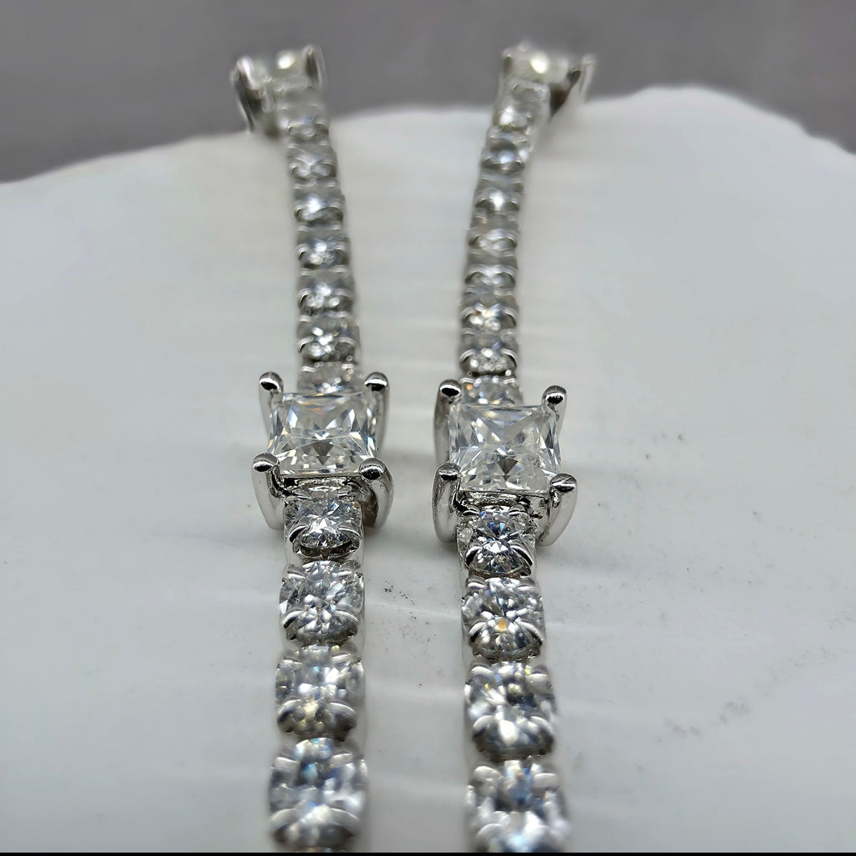 (7"+1") 0.83CTW Moissanite Princess & Round Cut 2mm Tennis Bracelet - 925 Silver