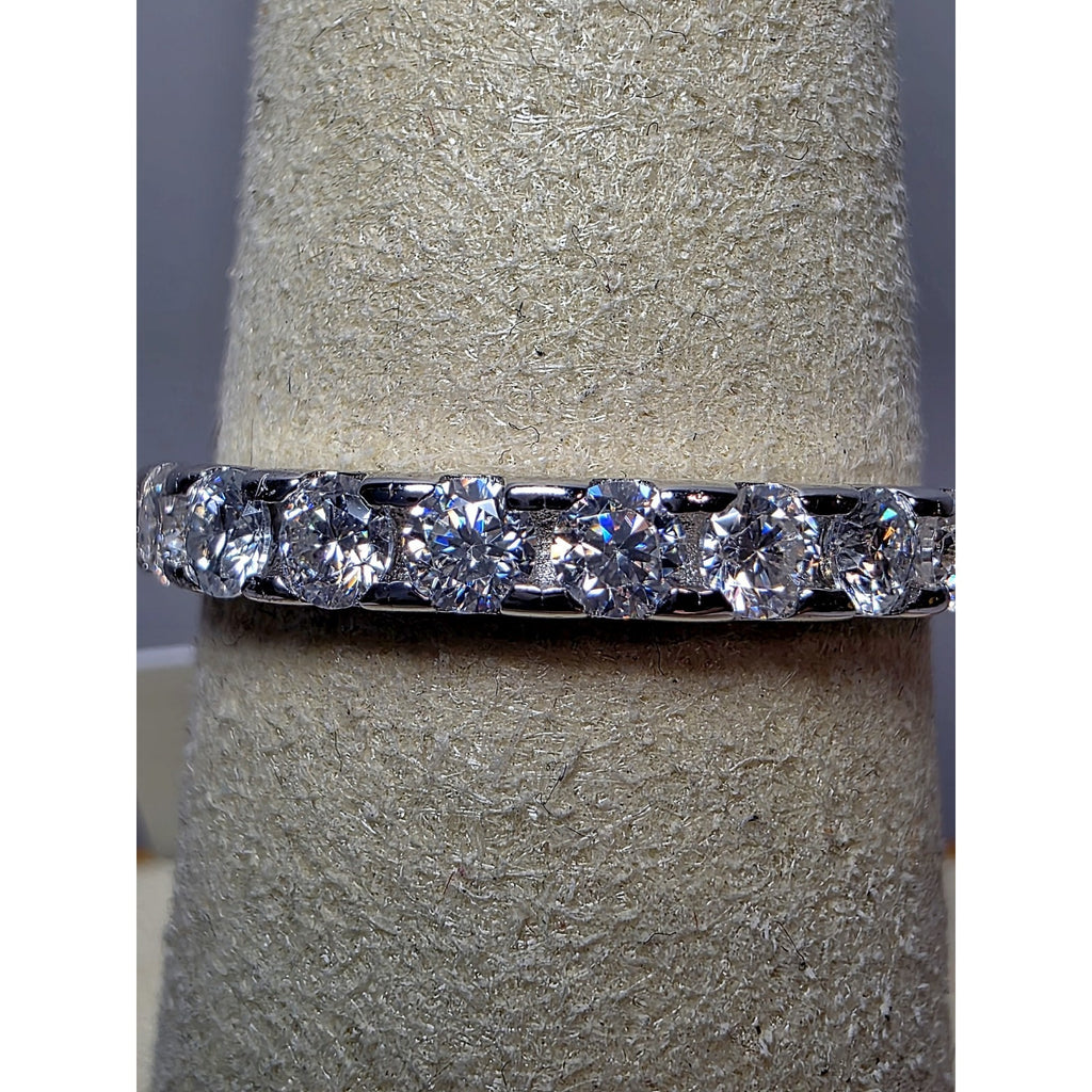 S8 0.96ctw Moissanite Eternity Band 925 Sterling Silver Solid Back