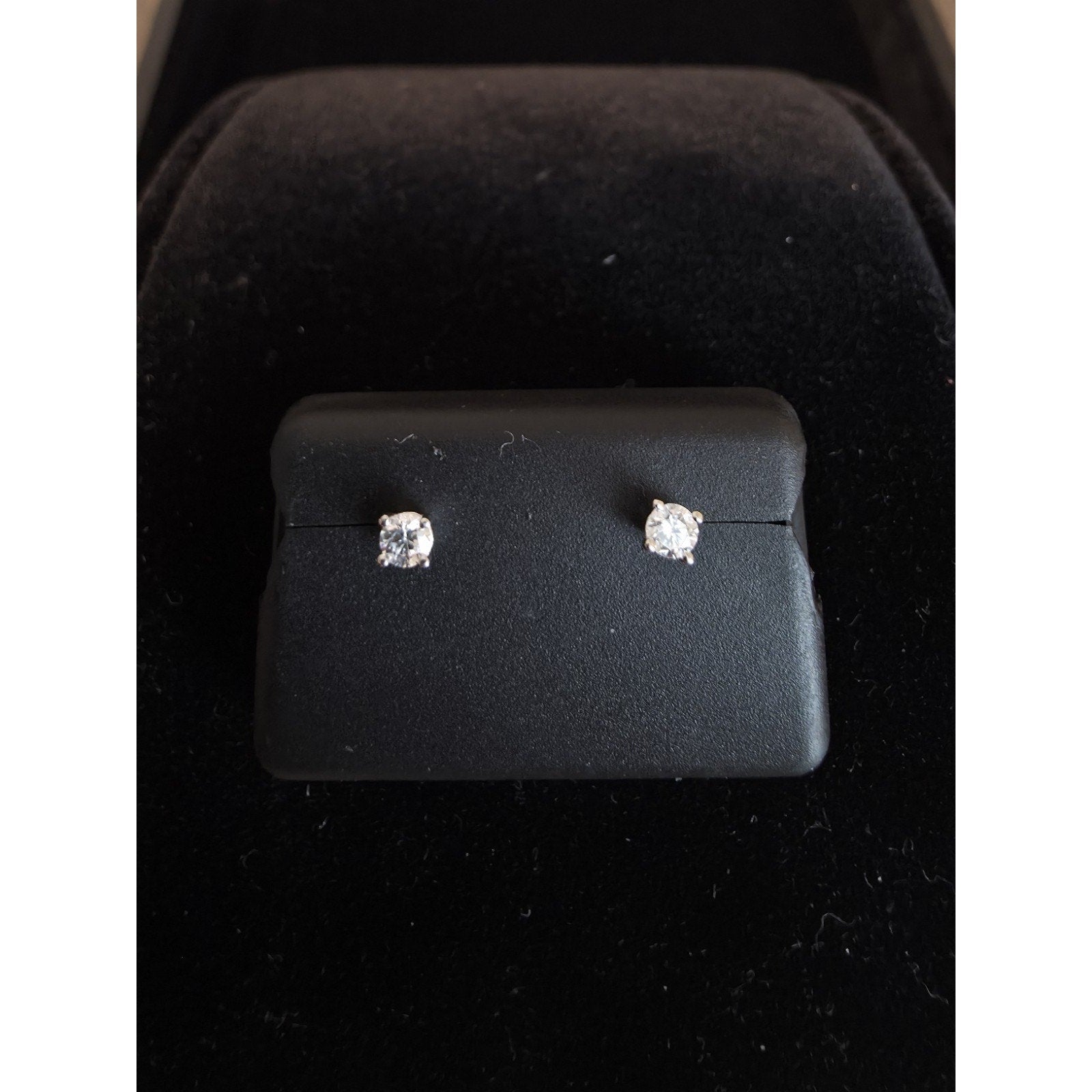 2.9mm Moissanite Stud Earrings 925 Silver Prong Setting w/Butterfly Closure