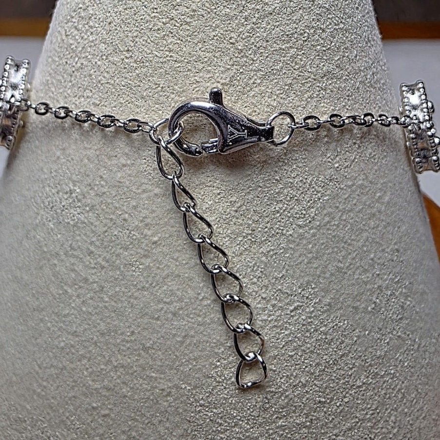 7+1" White Mother of Pearl Station 5-Clover Bracelet Solid 925 Sterling Silver