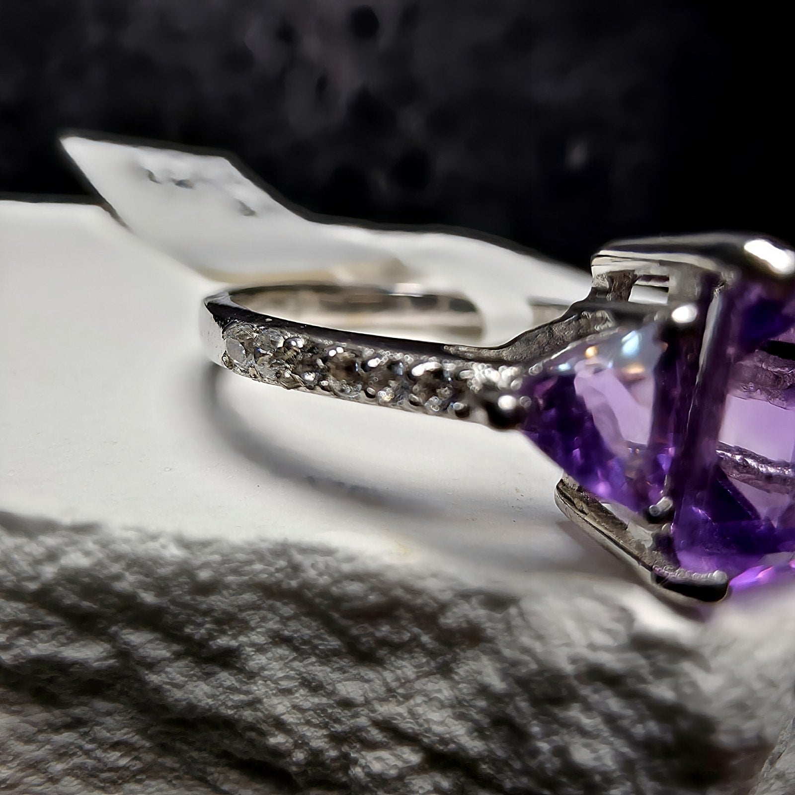 1.67ctw Natural Amethyst & White Topaz Ring – 925 Sterling Silver (Size 7)