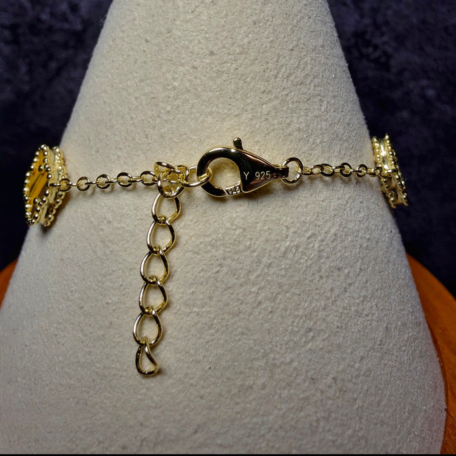 7+1" Tiger's Eye & CZ Clover Station Bracelet in Gold over 925 Sterling Silver