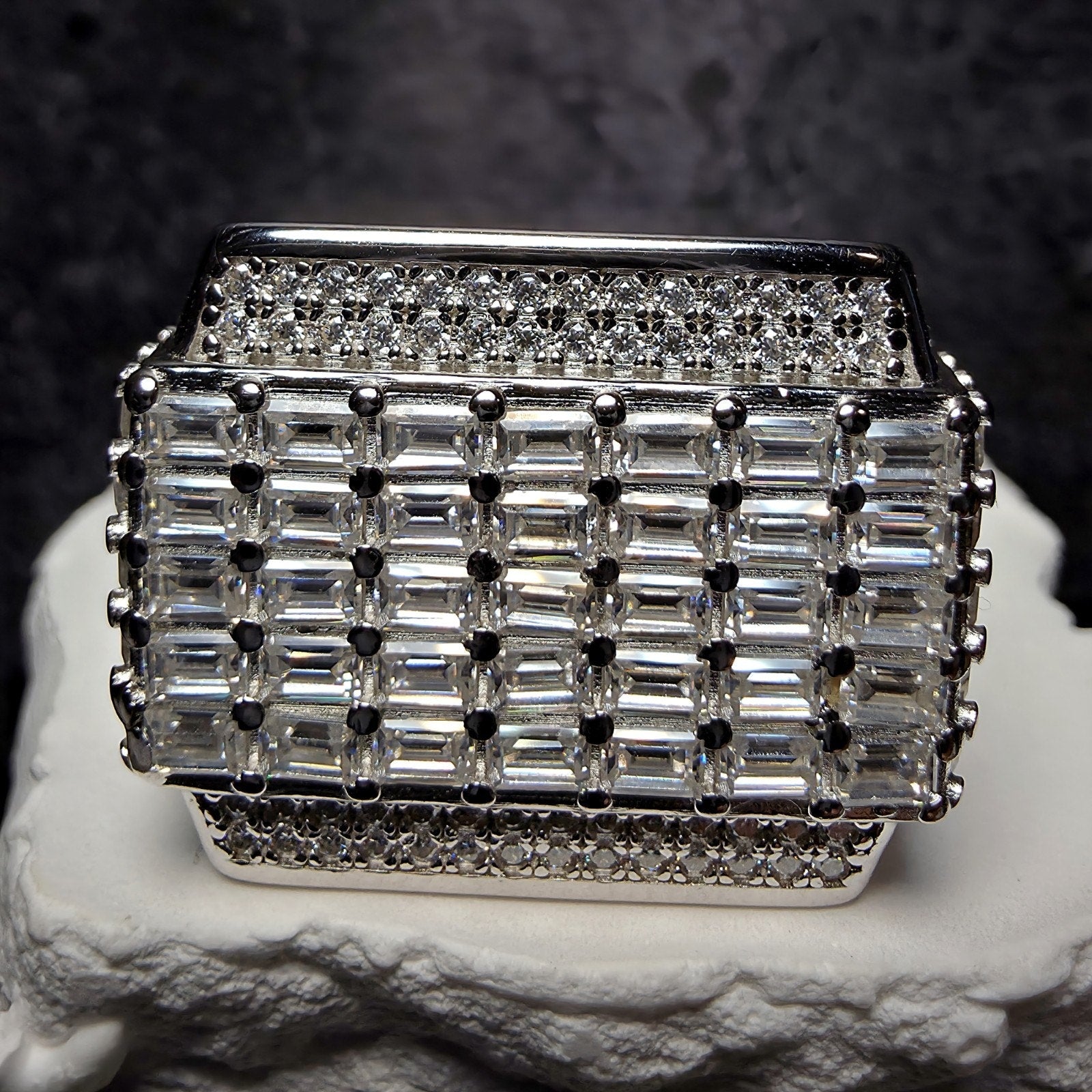 10.64ctw Moissanite Men's Statement Ring - 925 Silver (Size 11) GRA Certified