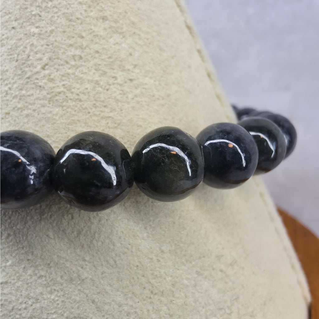 Grade A Natural Black Jade Beaded Stretch Bracelet – 8mm w/ Certificate (18.36g)