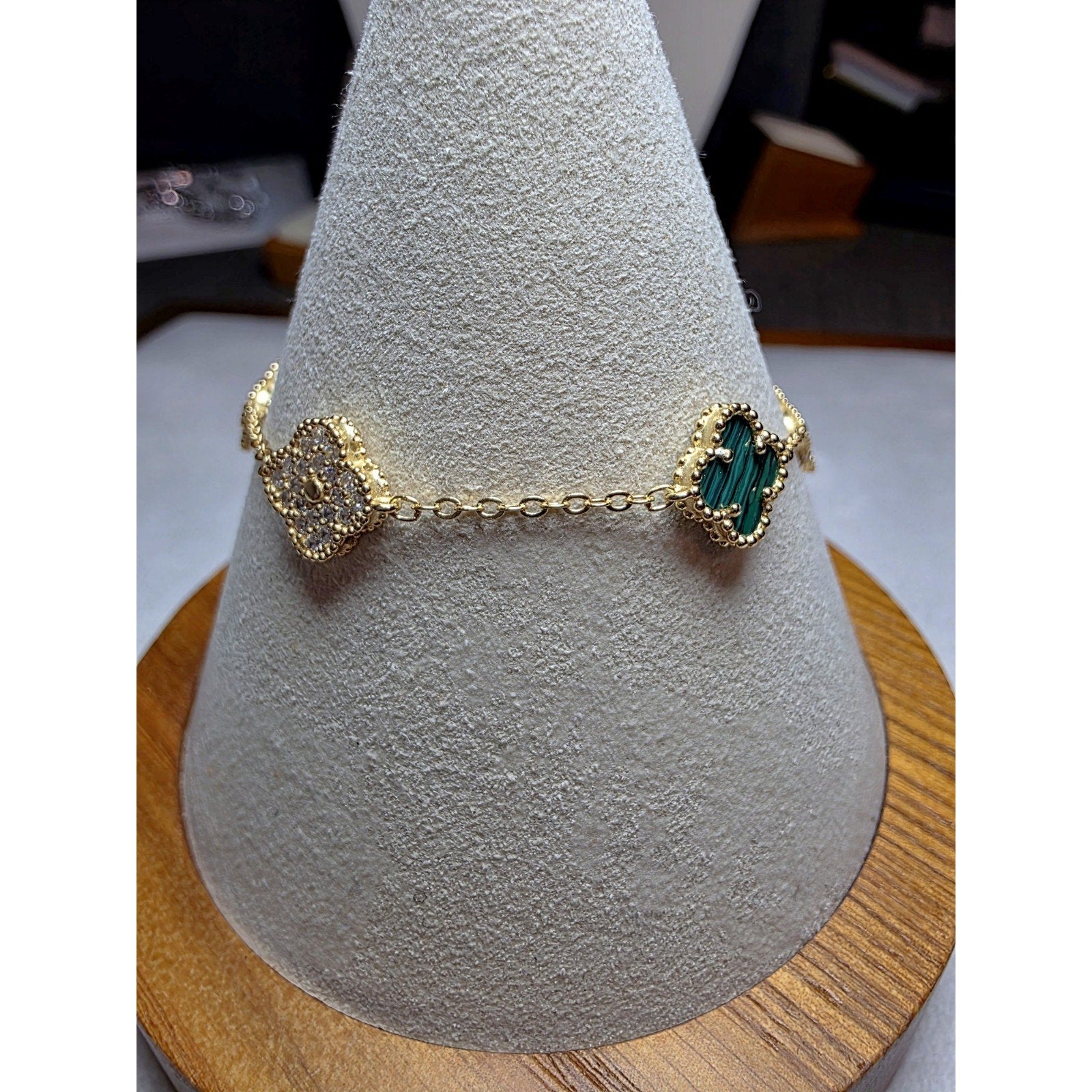 7+1" Green Malachite Alternating Clover Bracelet Gold Plated 925 Sterling Silver