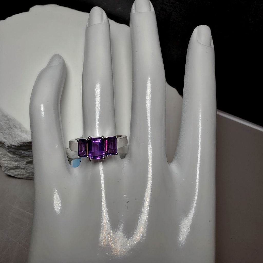 3-Stone Natural Purple Amethyst Ring 925 Sterling Silver Emerald Cut Size 8