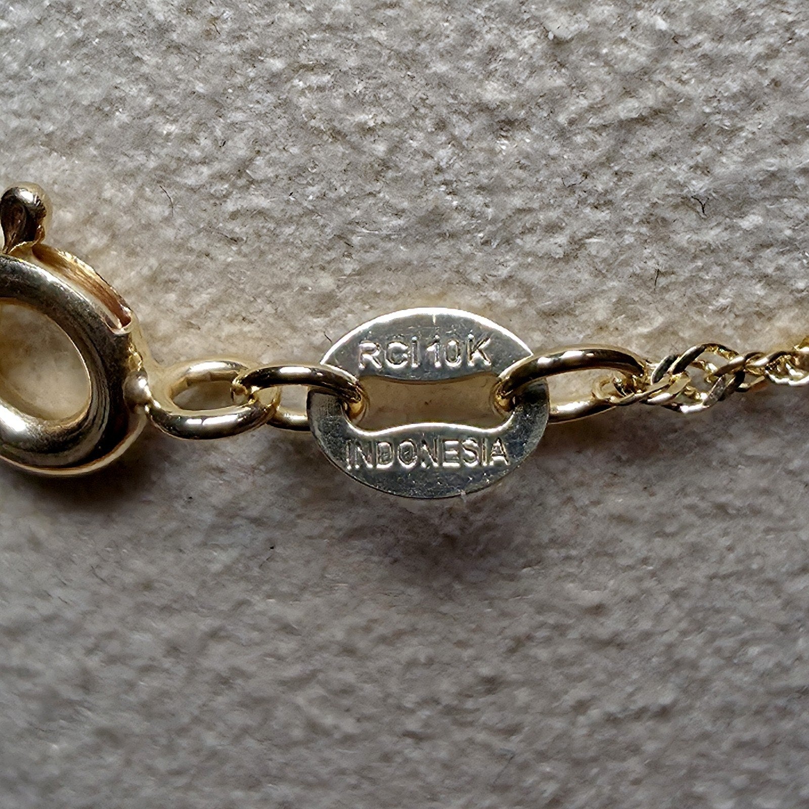 10K Yellow Gold 1.2mm Singapore Bracelet 7"