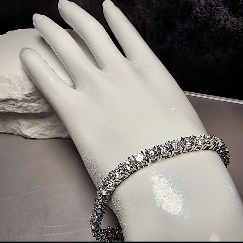 14.09 CTTW Moissanite Tennis Bracelet in 925 Sterling Silver – 4mm, 8"