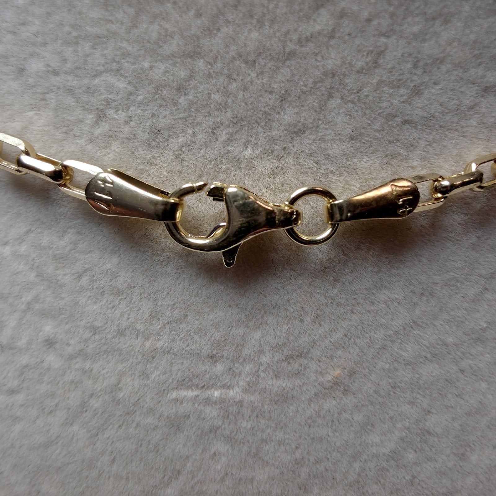 Solid 10K Yellow Gold 2.4mm Twisted Anchor Link Chain 19"