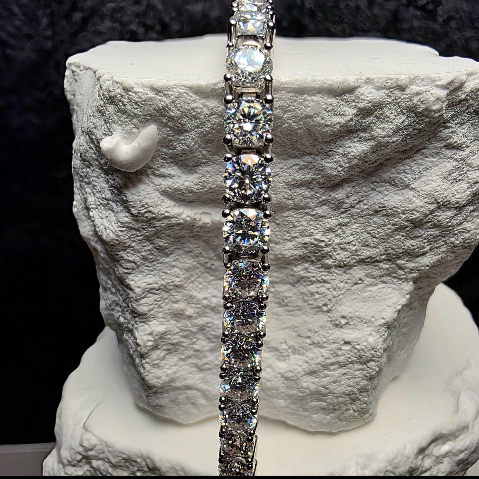 14.09 CTTW Moissanite Tennis Bracelet in 925 Sterling Silver – 4mm, 8"