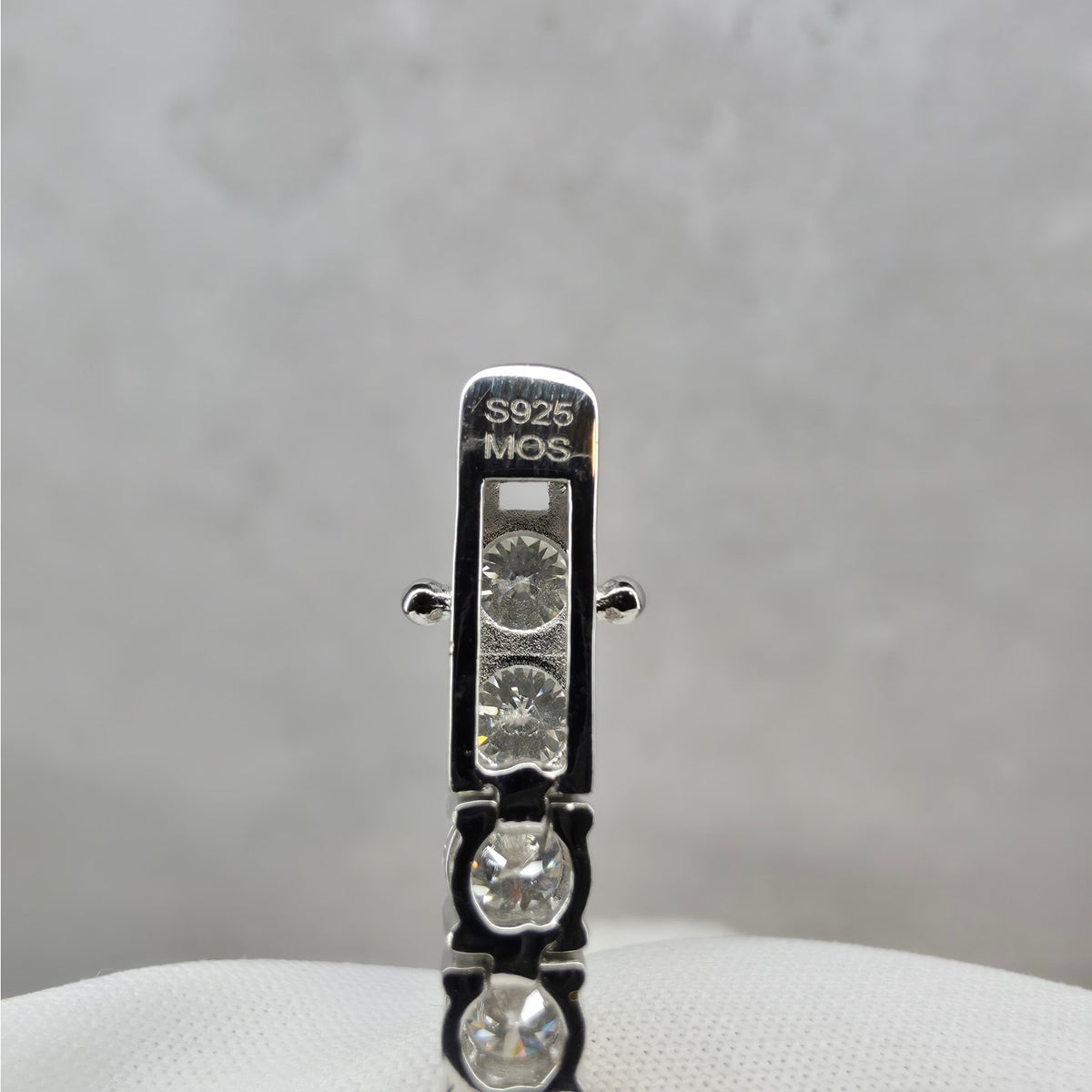 7" 4mm 8.70ctw Moissanite Clover Tennis Bracelet 925 Silver Box Lock GRA