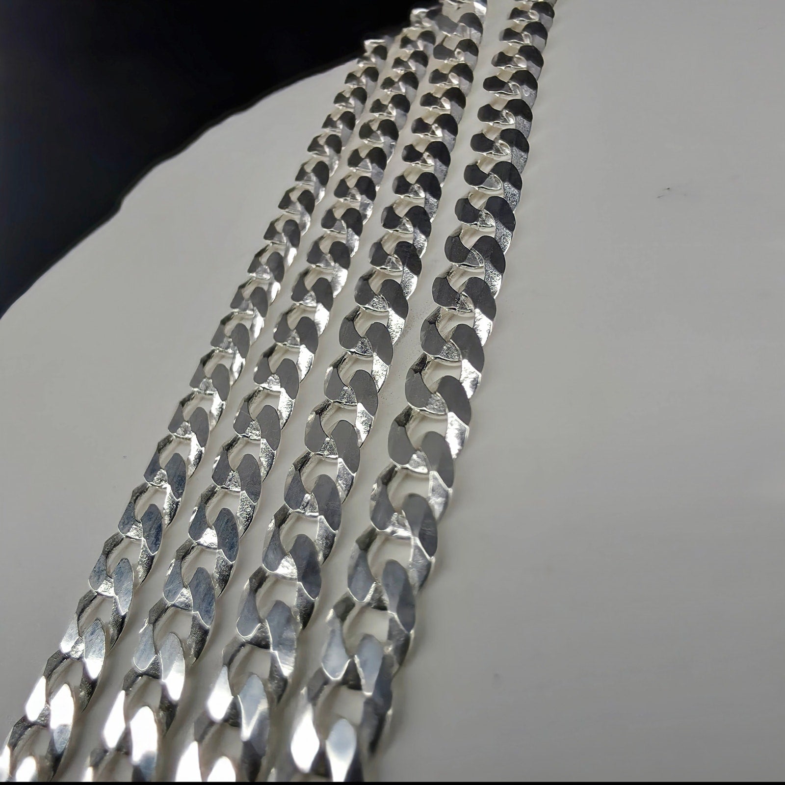 925 Sterling Silver 4mm Italian Flat Cuban Curb Chain 24" (11.10g)